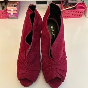 NINE WEST RED OPEN TOE HEELS